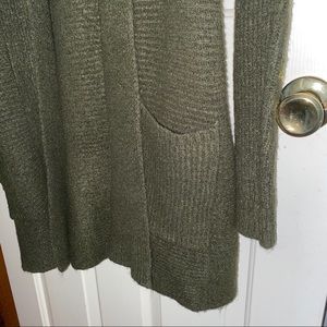 American Eagle Sweater Cardigan